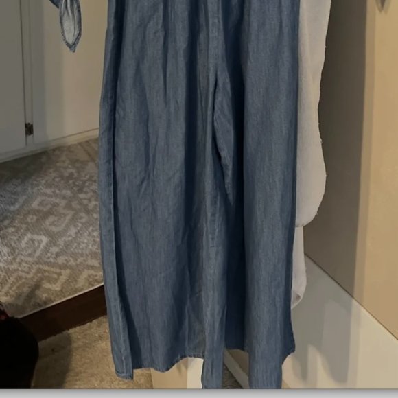 COLD SHOULDER CUTOUTS TURN UP FROM MICHAEL KORS - Picture 8 of 9